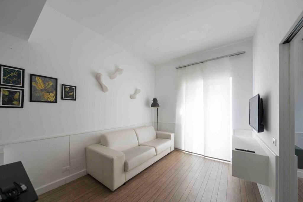 Piazza Di Spagna - Suite Frezza ローマ エクステリア 写真