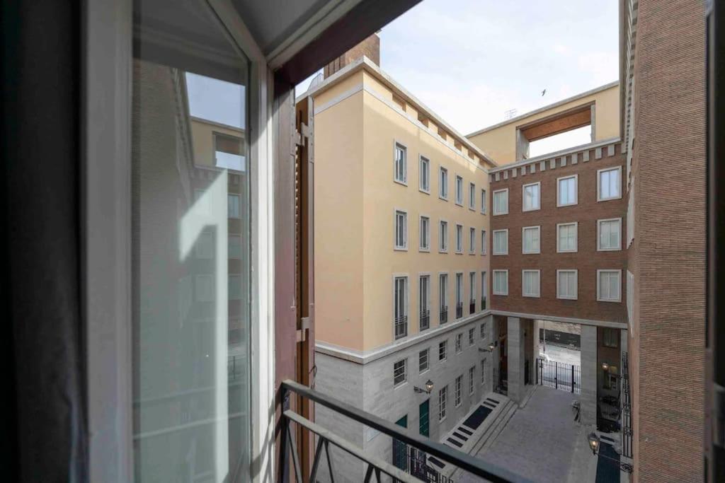 Piazza Di Spagna - Suite Frezza ローマ エクステリア 写真
